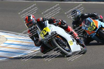 media/Oct-12-2025-CRA (Sun) [[e621380112]]/Races/Race 9/